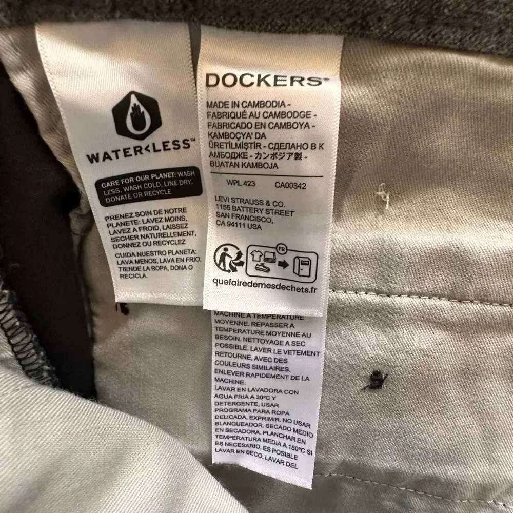 Dockers 360 Smart Flex Workday Khaki BLACK Classic Fit Pants Mens 36 x 34 NWT